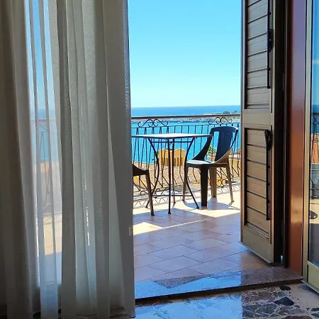 A Casa Dei Nonni Апартаменты *